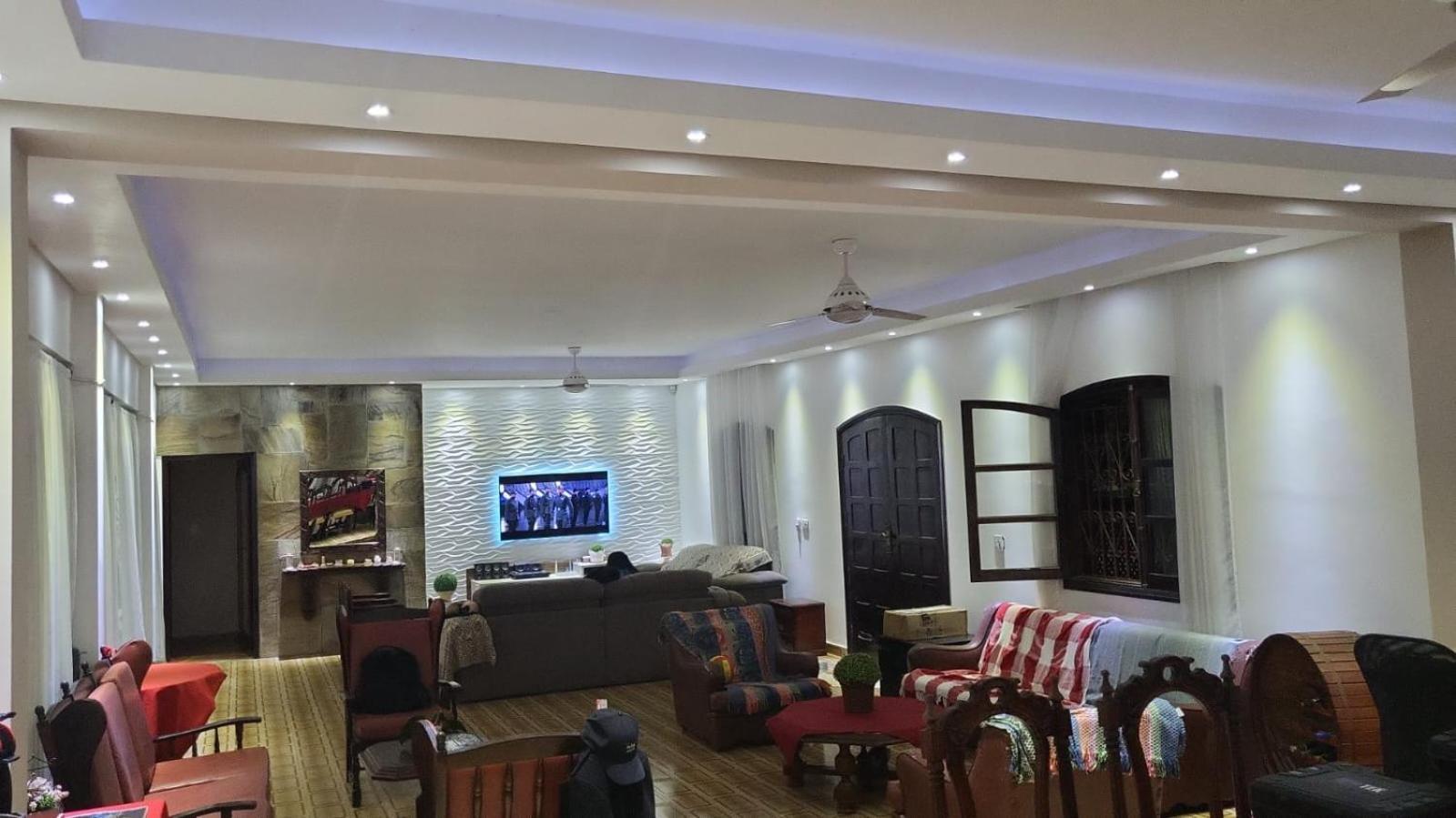 Mansao Frente A - Locacao De Privativas Homestay